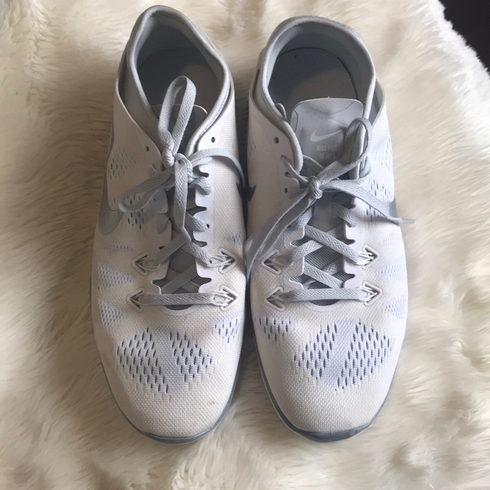Nike white athletic shoes 8.5